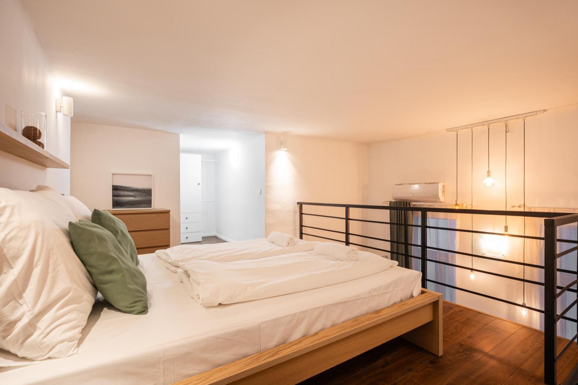 D35 - Chic Boutique Apartments By Bqa Budapest Bagian luar foto
